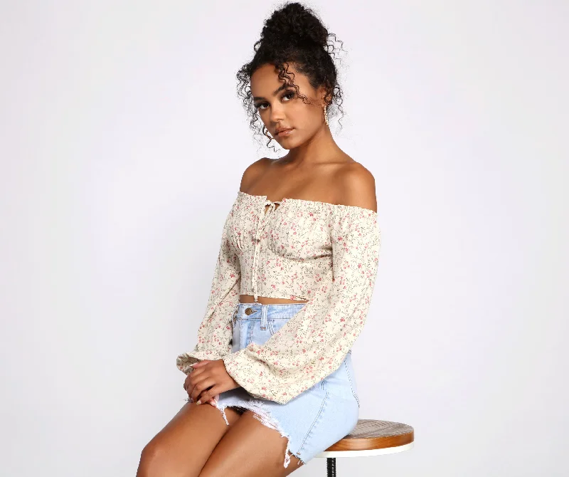 Weekend Bargains Galore Feeling Flirty In Florals Crop Top