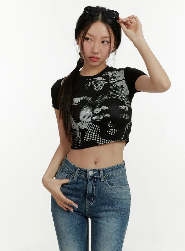 Now or Never Graphic Crop Top CY409