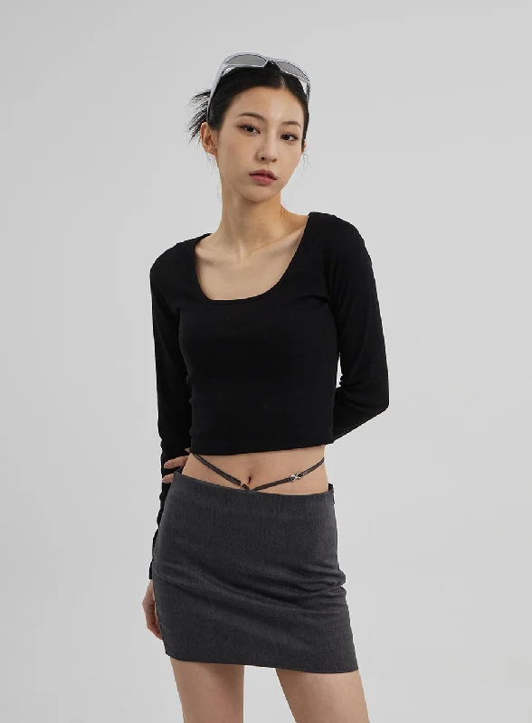 Hot Buy Scoop Neck Cropped Top CF309