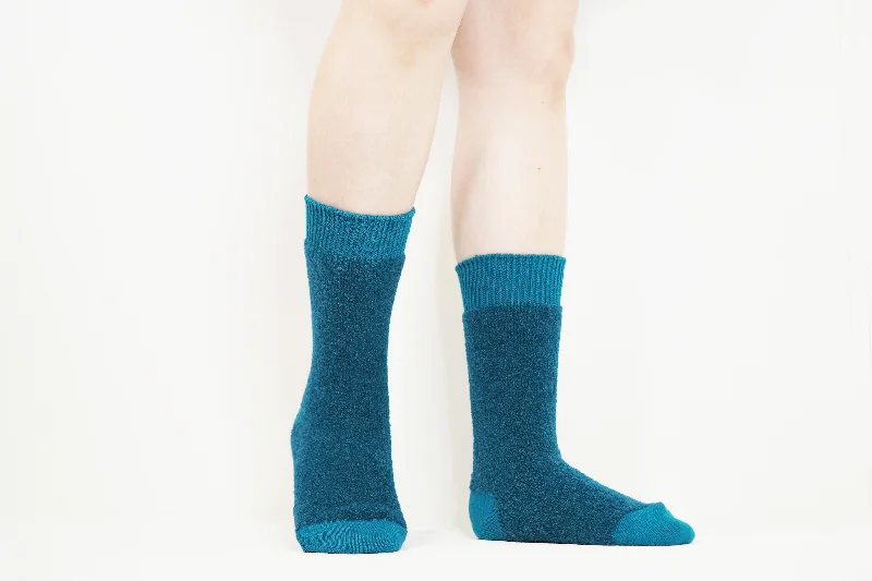 Weekend Discounts to Indulge In Ande Japan Clearance Baby Alpaca Socks