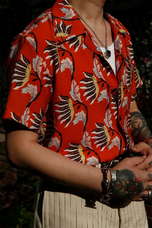 Weekend Bargains to Love Hare - 50s Aloha Style Hawaiian Shirt