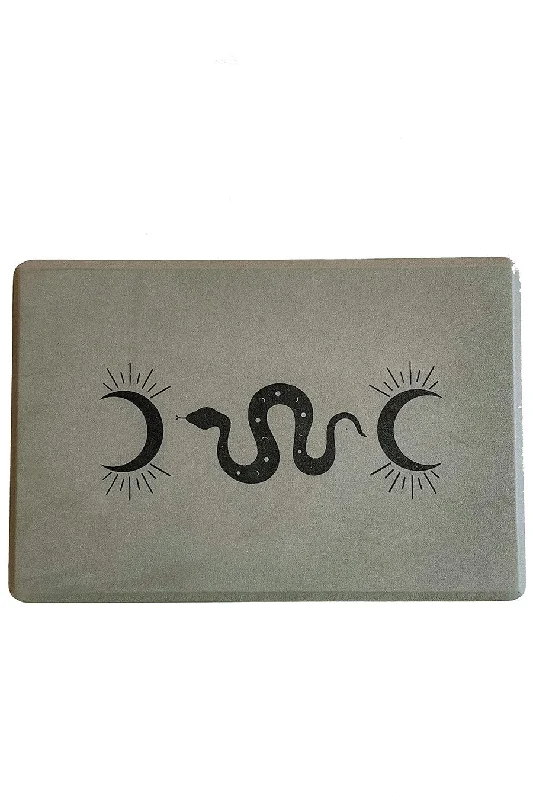 Weekend Discounts to Delight Block - Grey Serpent