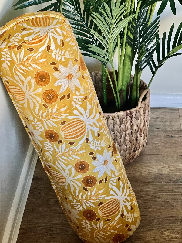 Super Deal Complete Yoga Bolster set / meditations cushion and organic eye pillow
- mustard Upholstery Super Deal Complete Yoga Bolster set / meditations cushion and organic eye pillow
- mustard Upholstery