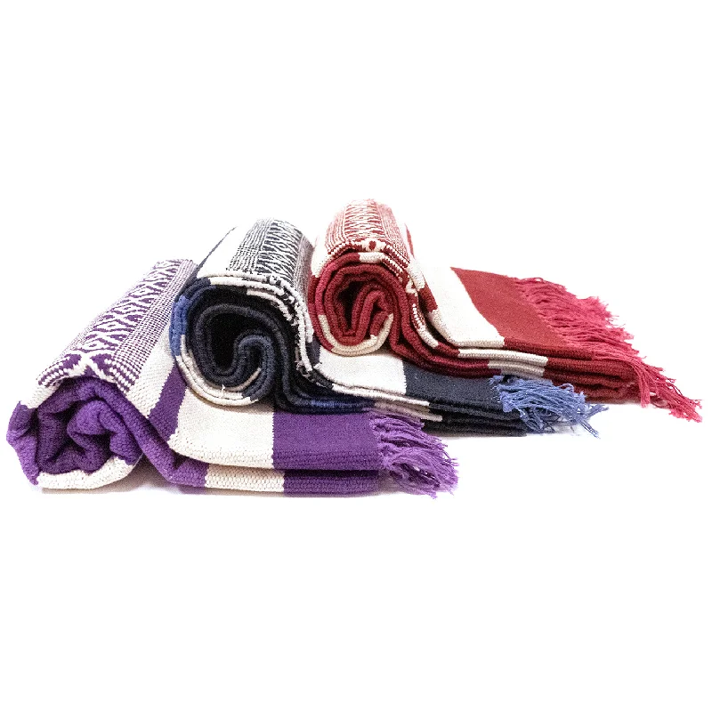 Weekend Deals That Amaze Cotton Multi Shade Yoga Rug
