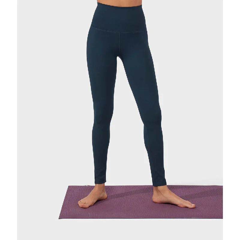 Weekend Extravaganza: Shop Now Essence Legging by Manduka