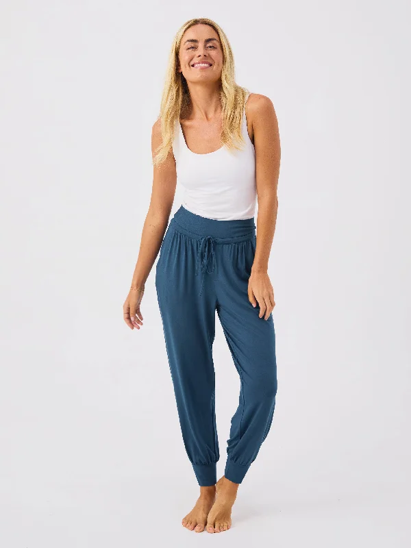 Weekend Savings Fiesta Exhale Cuffed Yoga Pant - Teal