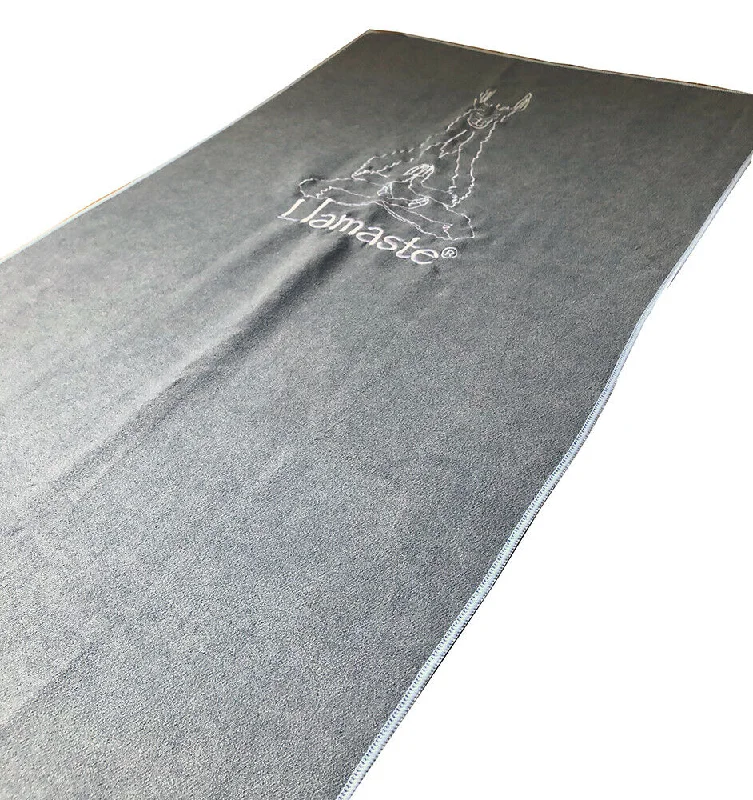 The Best Deal High Quality Microfiber Non-Slip Yoga Towel Set in Silver w/ Blue Embroidery The Best Deal High Quality Microfiber Non-Slip Yoga Towel Set in Silver w/ Blue Embroidery