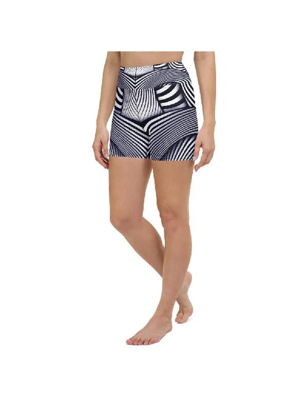 Weekend Specials to Grab Optical Illusion Stripes Yoga Shorts