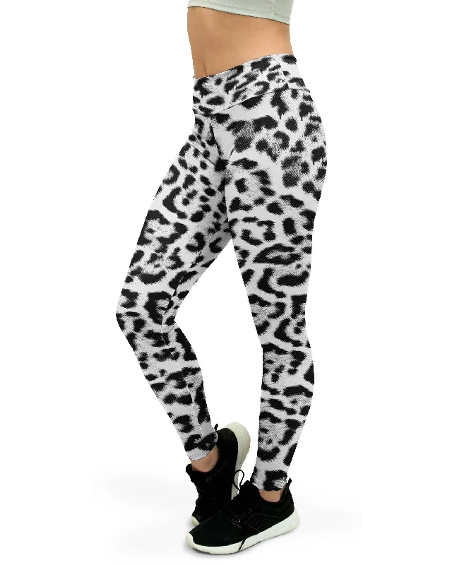 Weekend Savings Sensation Snow Leopard Skin Yoga Pants