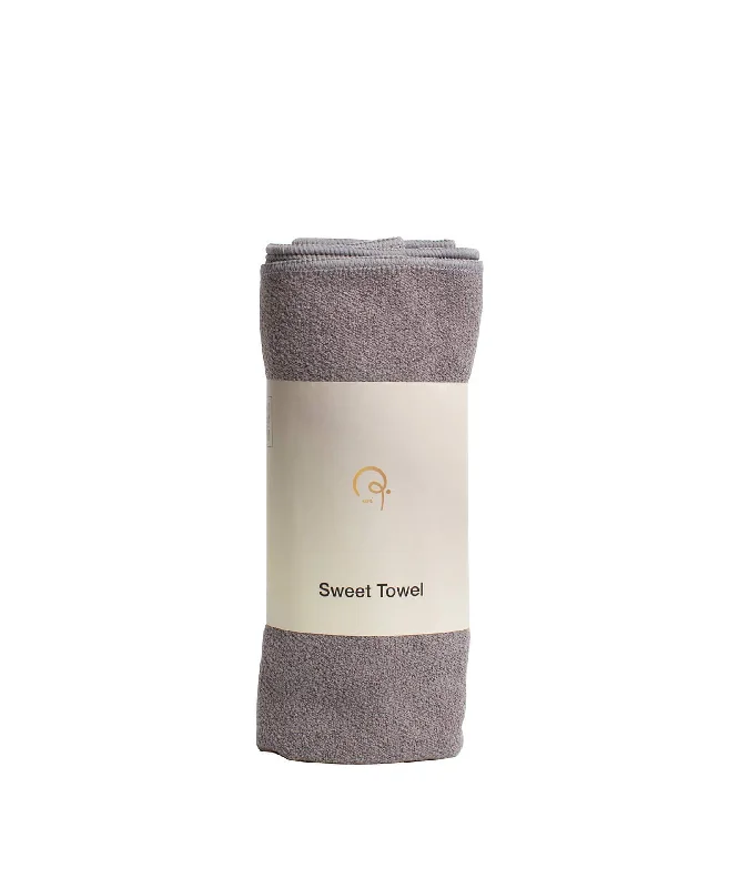 Shop the Weekend Away Wiworldandi Yoga Towel Grey