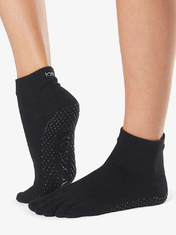 Deep Savings ToeSox Full Toe Ankle Grip Socks - Black