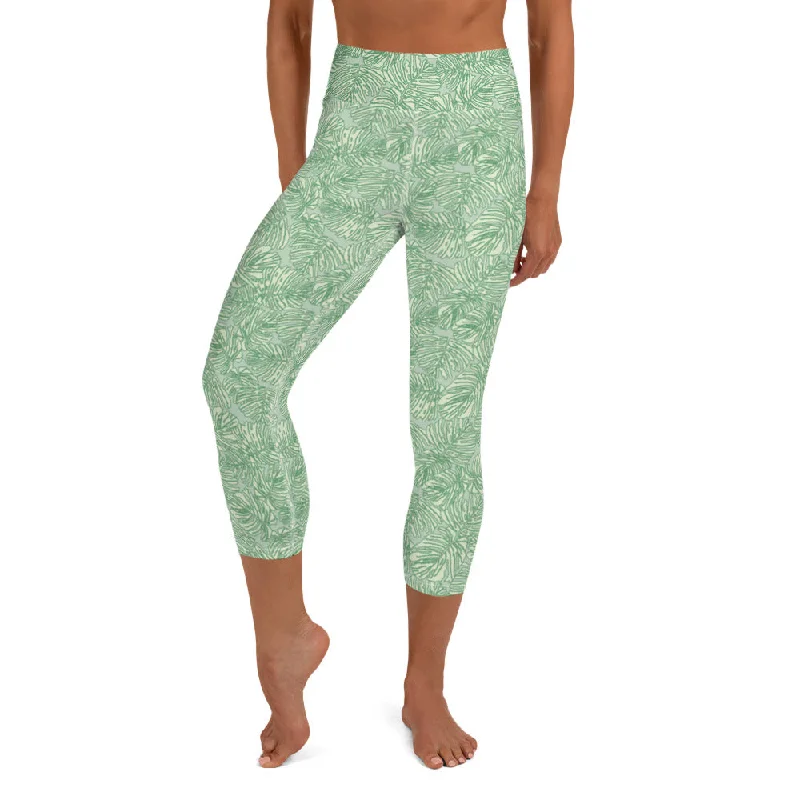 Today Only Yoga Capri Leggings in Green Palm Print