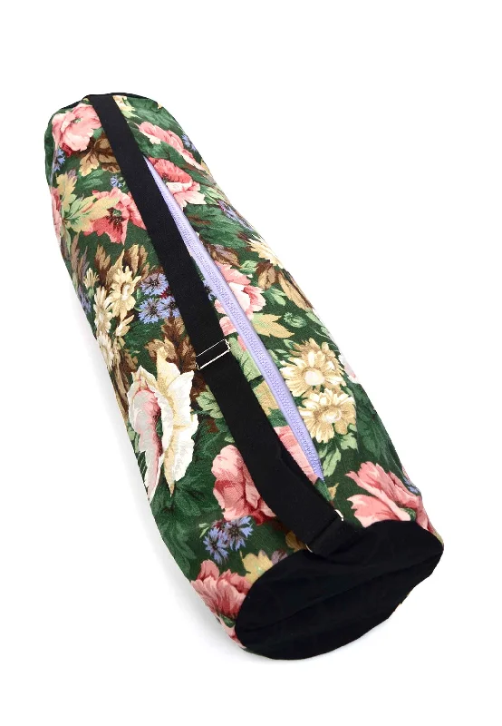 Weekend Steals Await Yoga Mat Bag | Big Flowers - Lilac | Size XL
