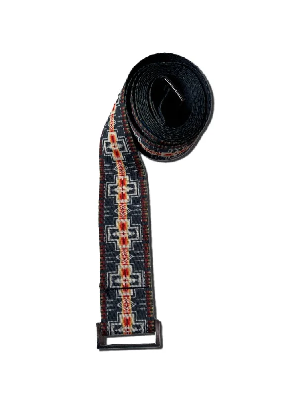 Weekend Bargains to Snag Yune Metal Buckle Yoga Strap Pendleton Harding Black