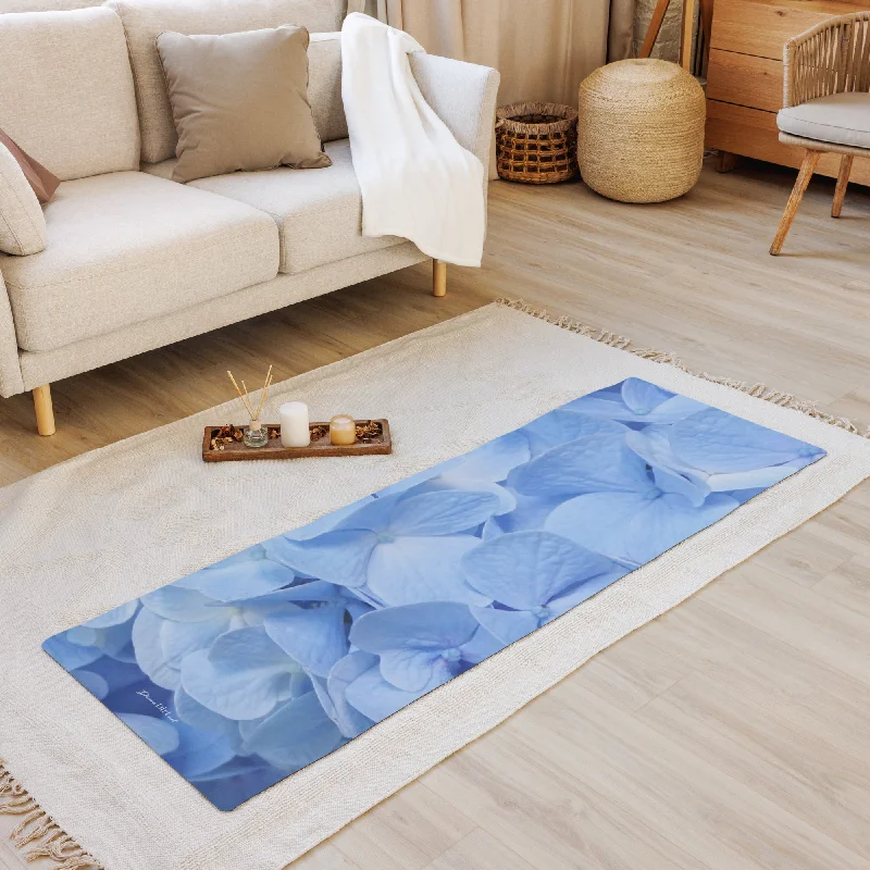 Weekend Offers That Thrill Blue Hydrangea Yoga mat